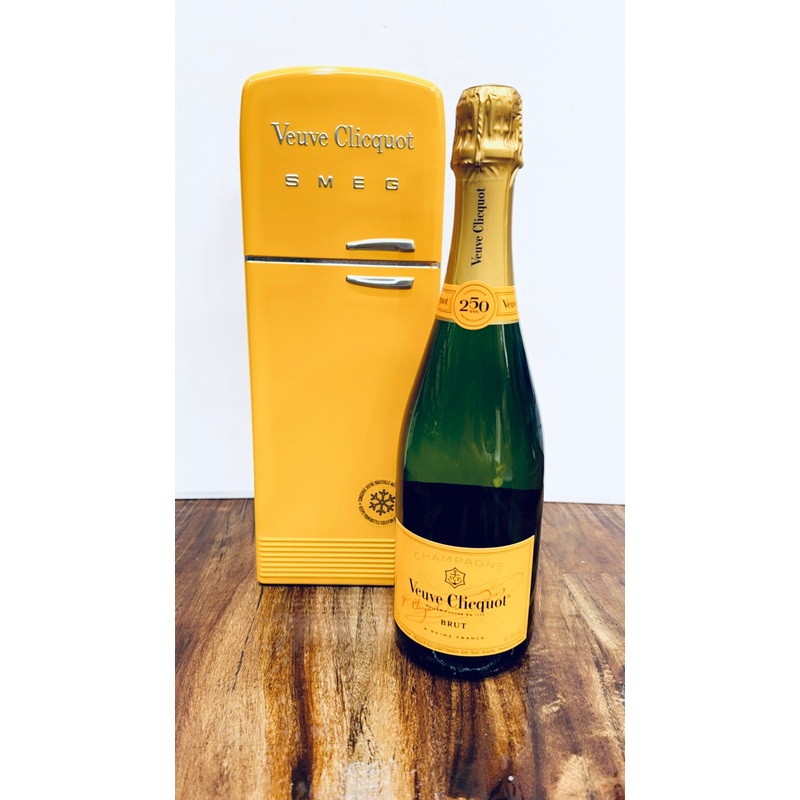 VEUVE Clicquot Yellow label Brut Fridge
